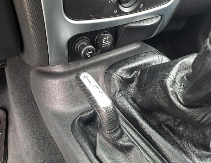 Jeep Cherokee 14