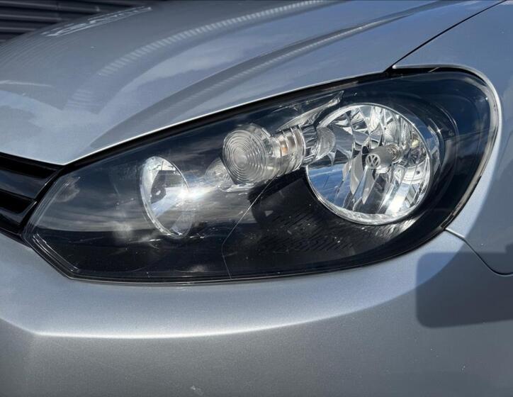Volkswagen Golf 19