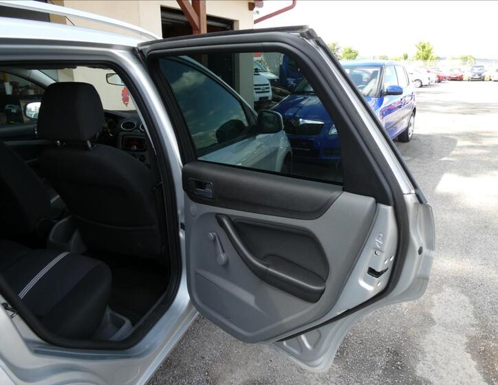 Ford Focus 22