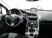 Peugeot 5008 10