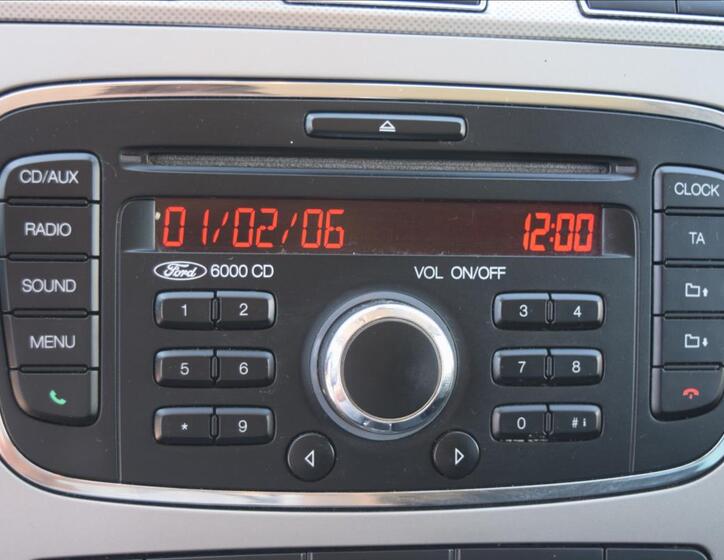 Ford Galaxy 41
