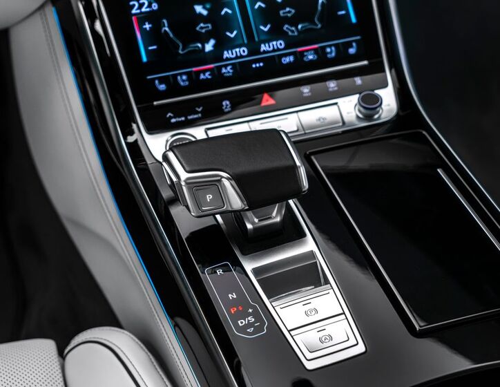 Audi A8 18