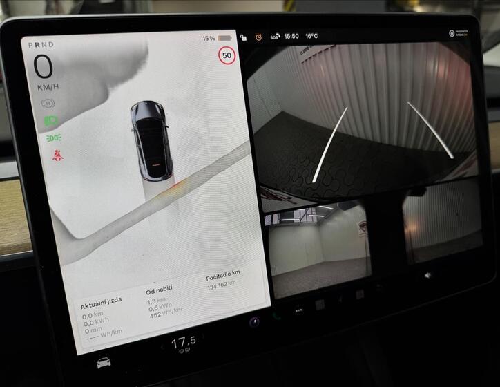 Tesla Model Y 24