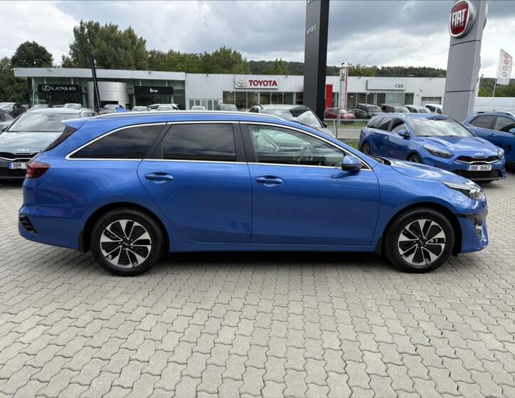 KIA Ceed 8
