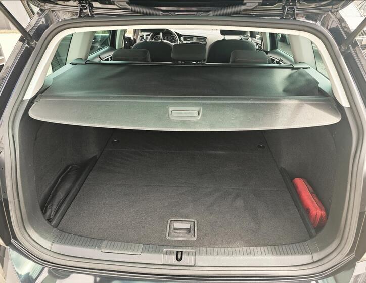 Volkswagen Golf 26