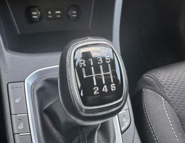 Hyundai i30 22