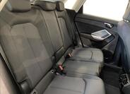 Audi Q3 7
