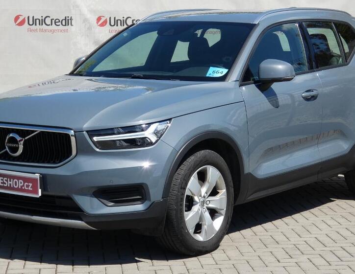 Volvo XC40 1