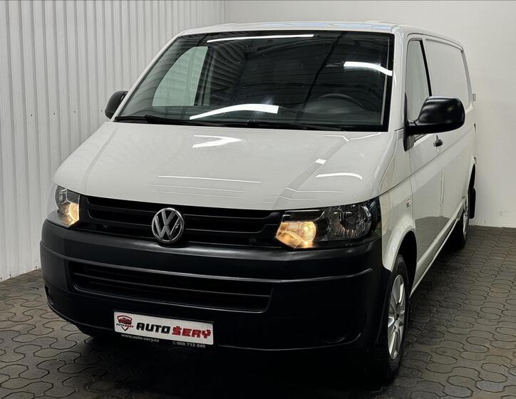 Volkswagen Transporter 1