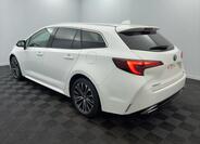Toyota Corolla 4