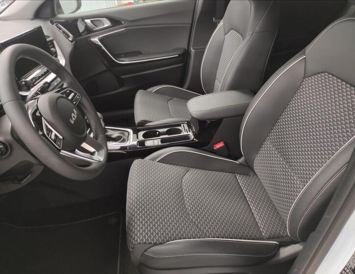 KIA XCeed 7