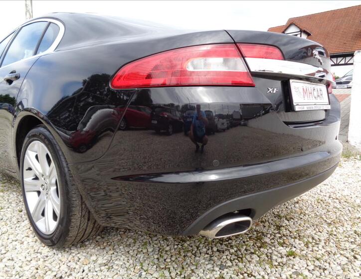 Jaguar XF 14