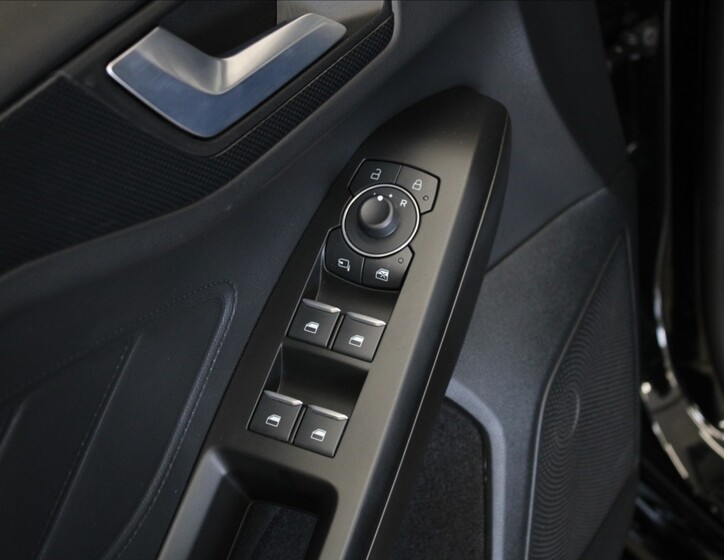 Ford Focus 19
