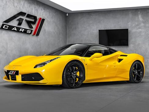 Ferrari 488