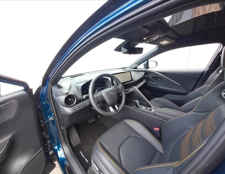 Toyota C-HR 9