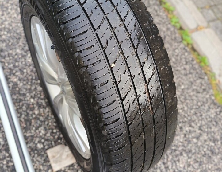 KIA Sorento 12