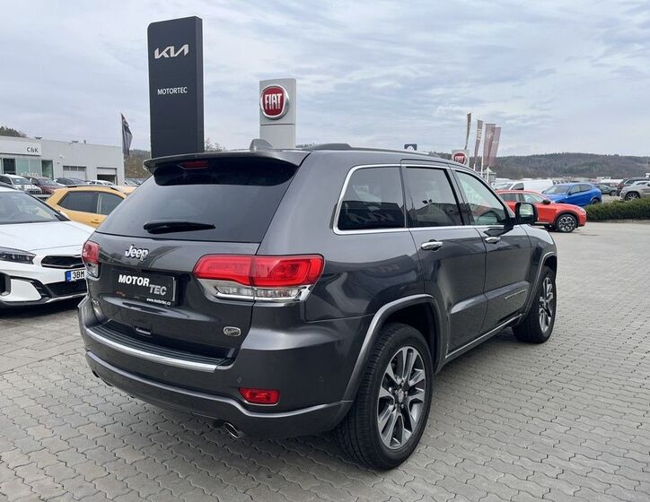 Jeep Grand Cherokee 4