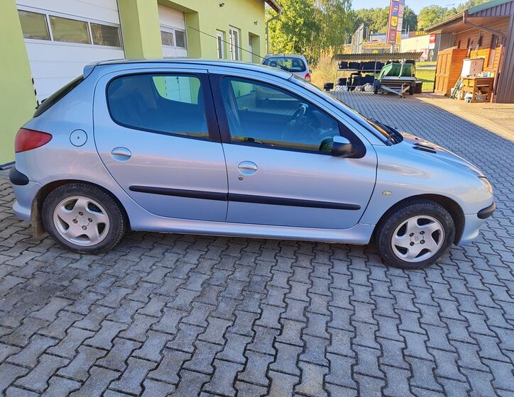 Peugeot 206 5
