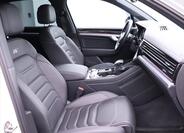 Volkswagen Touareg 16