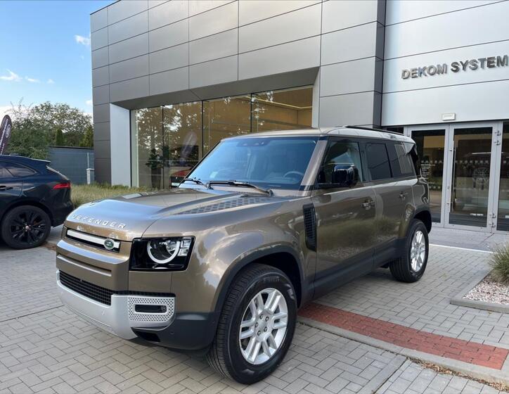 Land Rover Defender 1