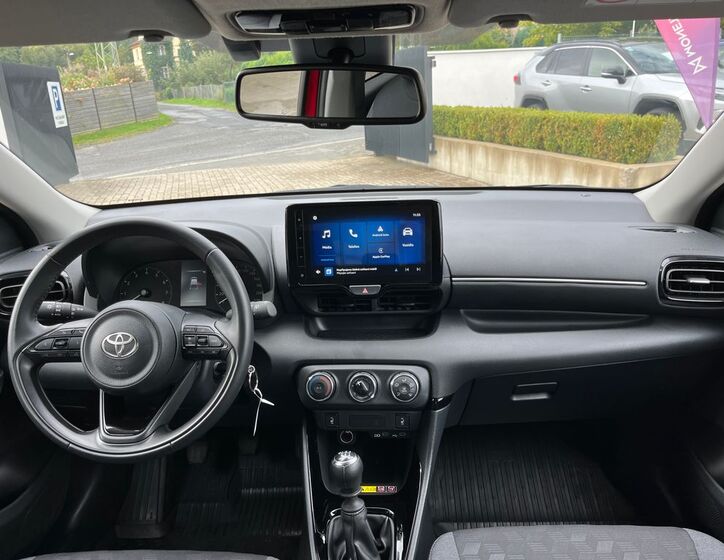 Toyota Yaris 18