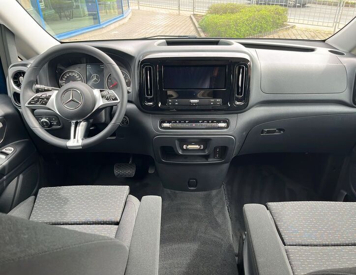 Mercedes-Benz Vito 24
