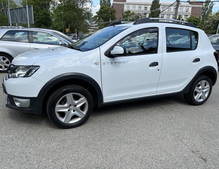 Dacia Sandero 5