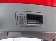 Tesla Model S 9
