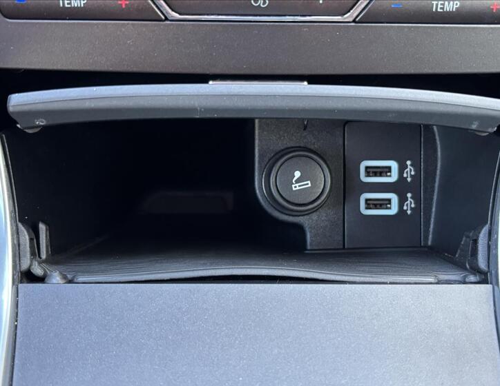 Ford S-MAX 40