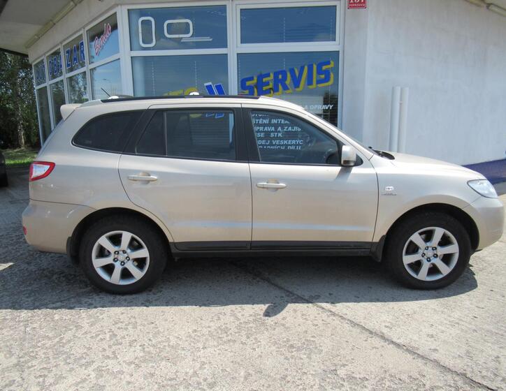 Hyundai Santa Fe 8