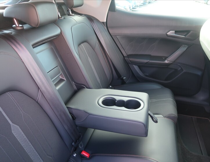 Cupra Formentor 13