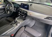 BMW Řada 5 18