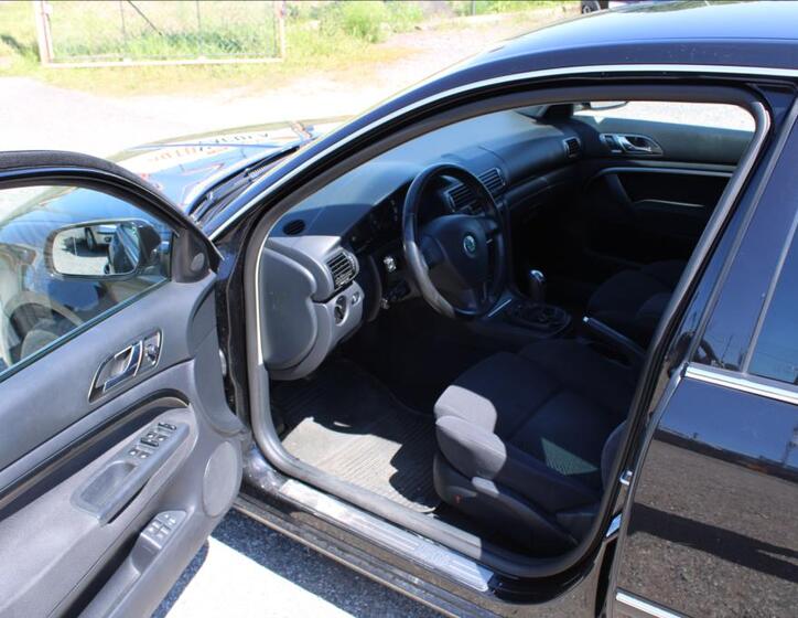 Škoda Superb 9