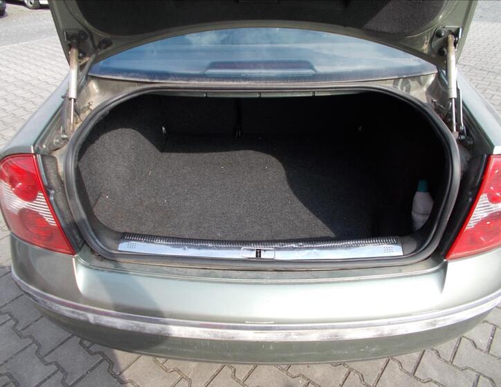 Volkswagen Passat 13