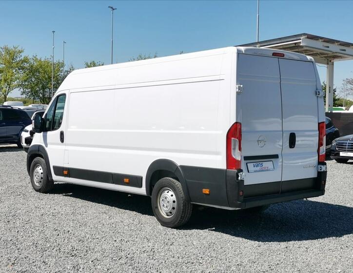 Opel Movano 4