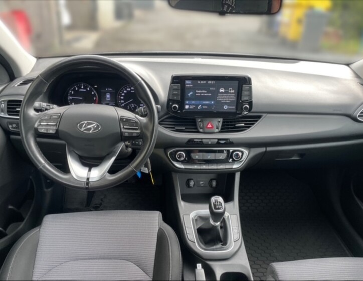 Hyundai i30 9