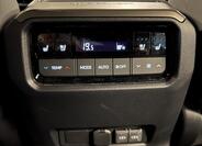 Toyota Land Cruiser 16