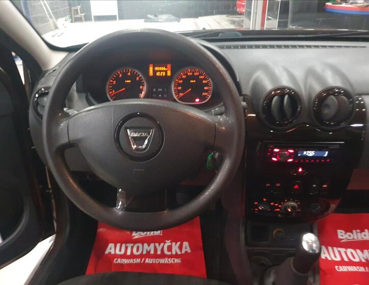 Dacia Duster 13