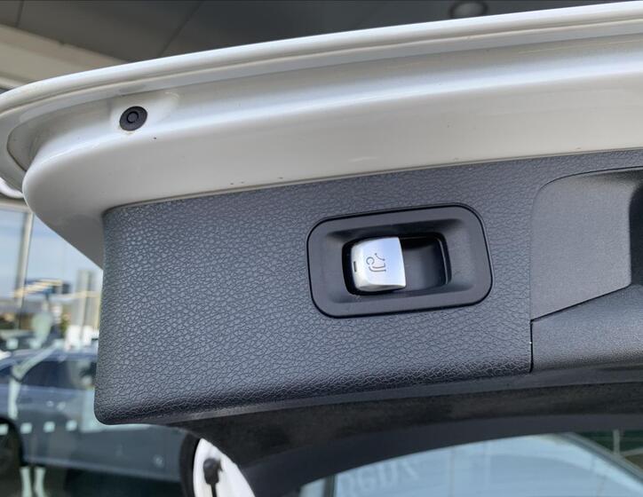 Mercedes-Benz Třídy E 36