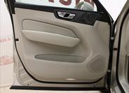Volvo XC60 9