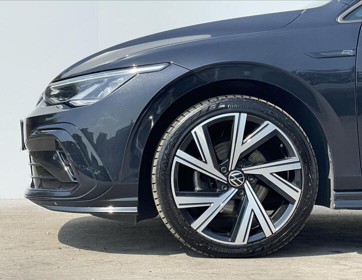 Volkswagen Golf 19