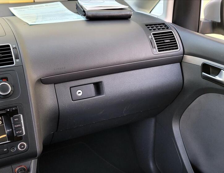 Volkswagen Touran 28