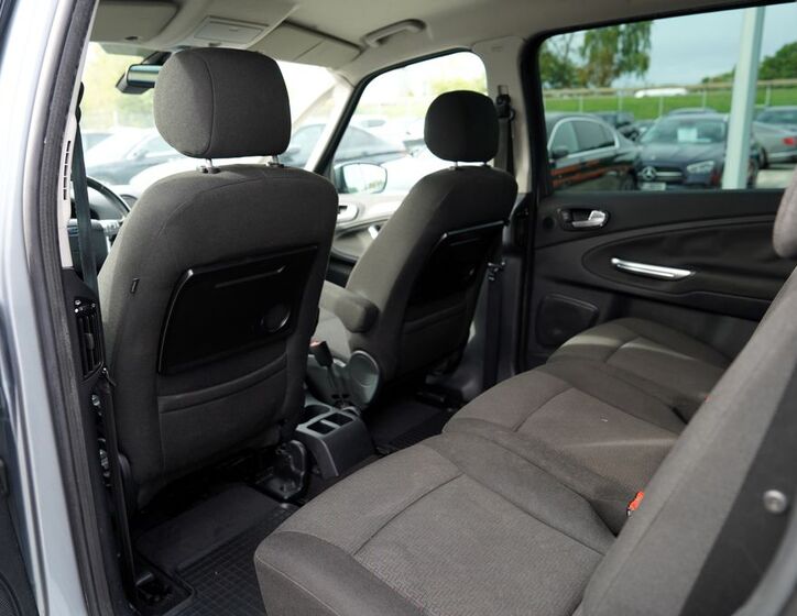 Ford Galaxy 30