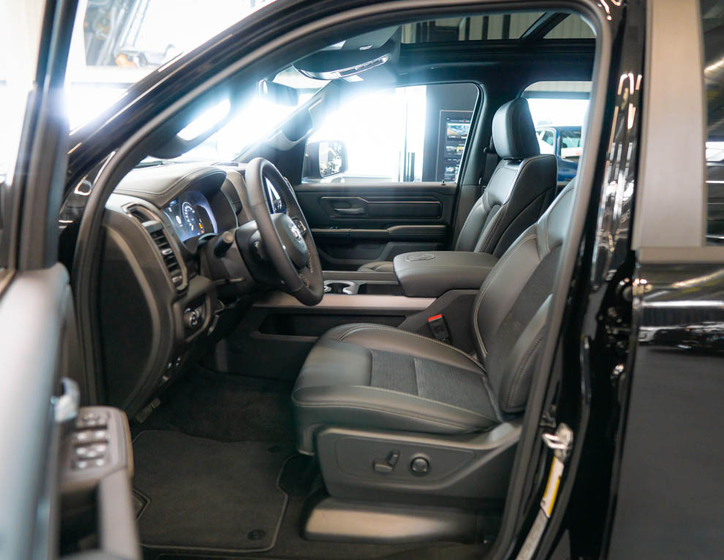 Dodge RAM 13