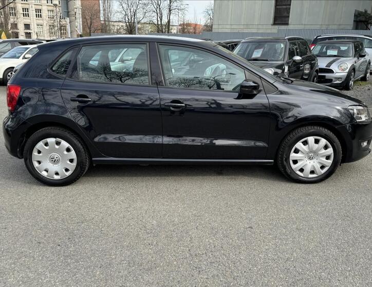 Volkswagen Polo 11
