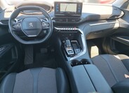 Peugeot 3008 8