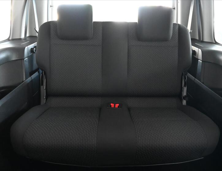 Volkswagen Caddy 27