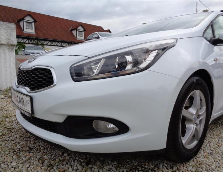 KIA Ceed 12