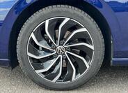 Volkswagen Golf 12