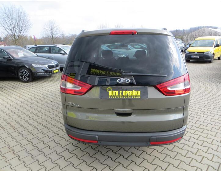 Ford Galaxy 6